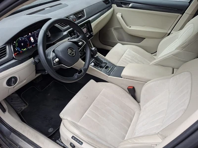 Skoda Superb 2023, kuva 4/9