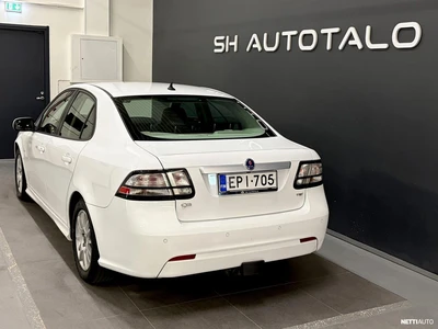 Saab 9-3 2011, photo 2/15