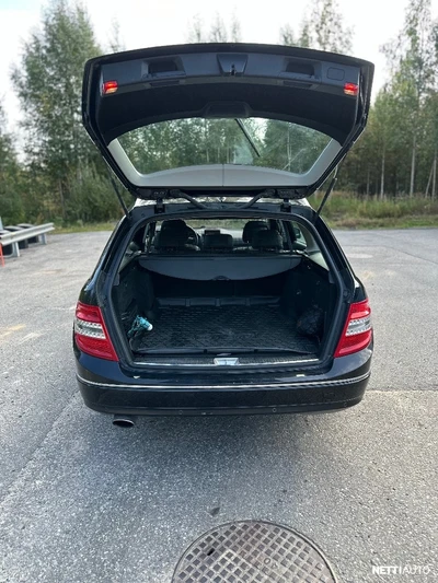 Mercedes-Benz C 2010, kuva 5/10
