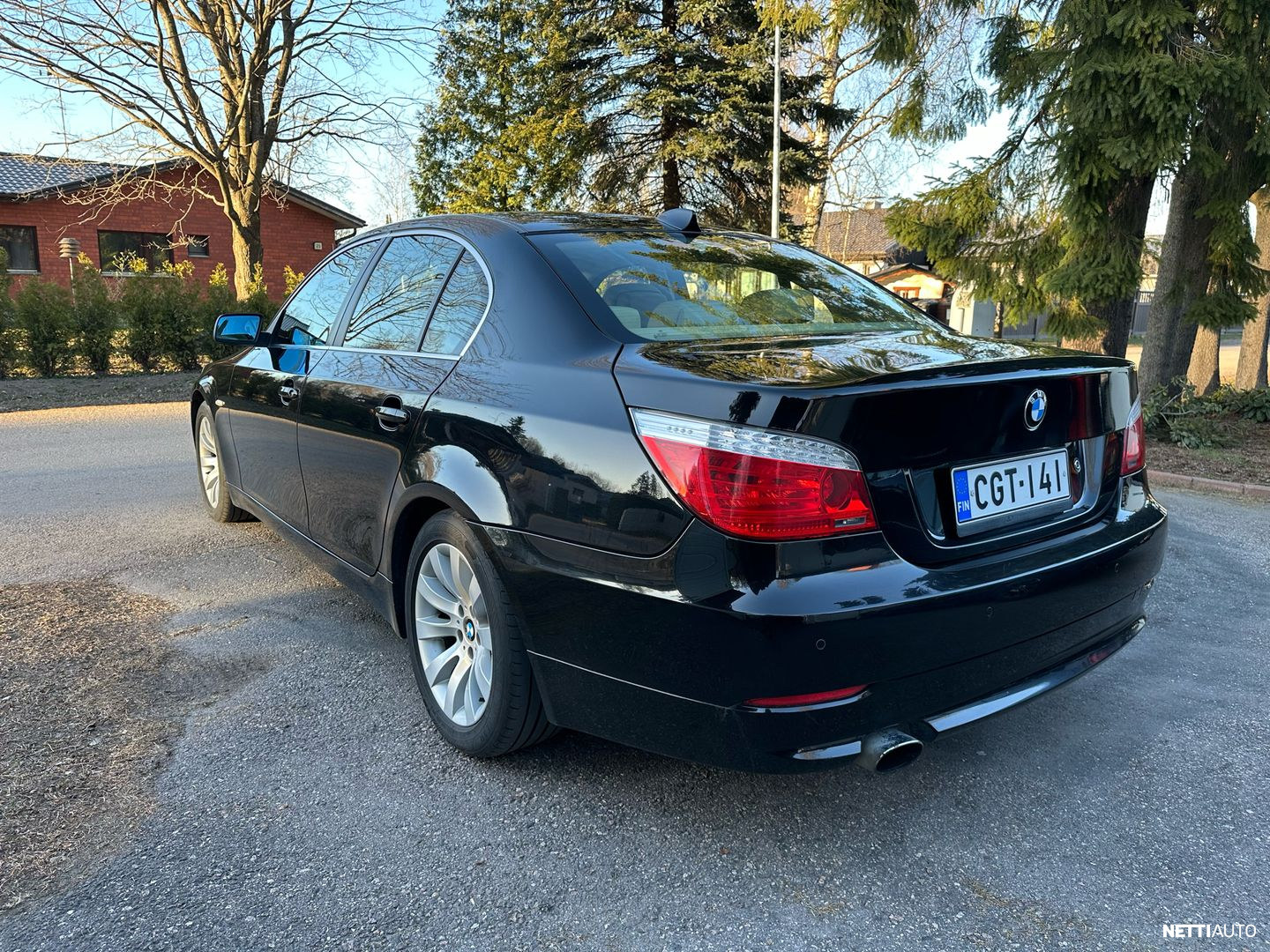 BMW 520