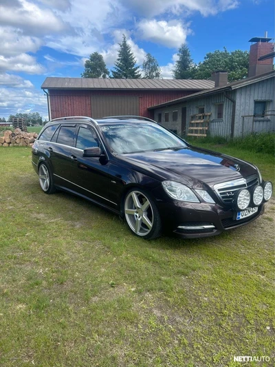 Mercedes-Benz E 2010, kuva 5/5