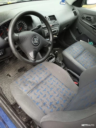 Seat Cordoba Signo 1,4 2002, photo 6/7