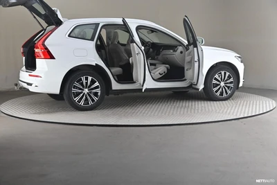 Volvo XC60 2021, kuva 6/10
