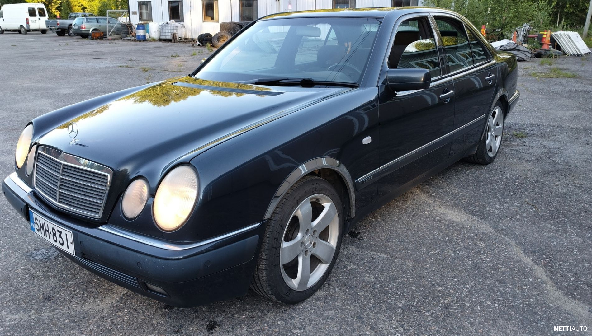 Mercedes-Benz E