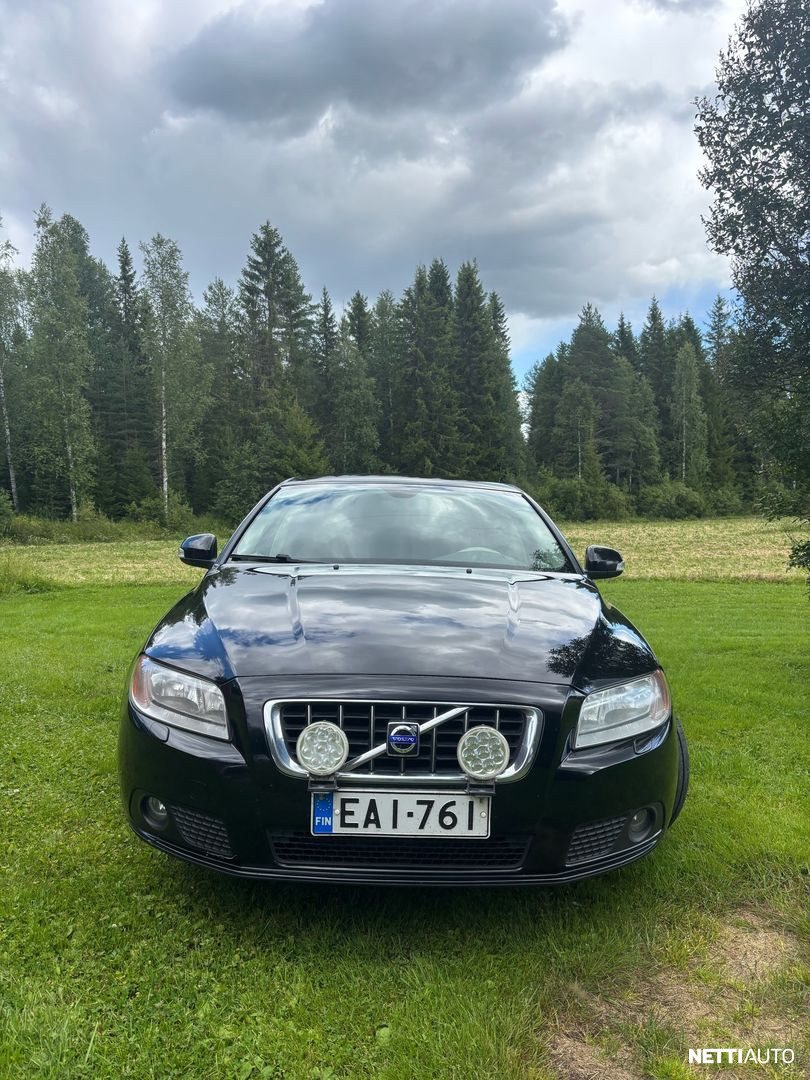 Volvo V70 2008, photo 2/11
