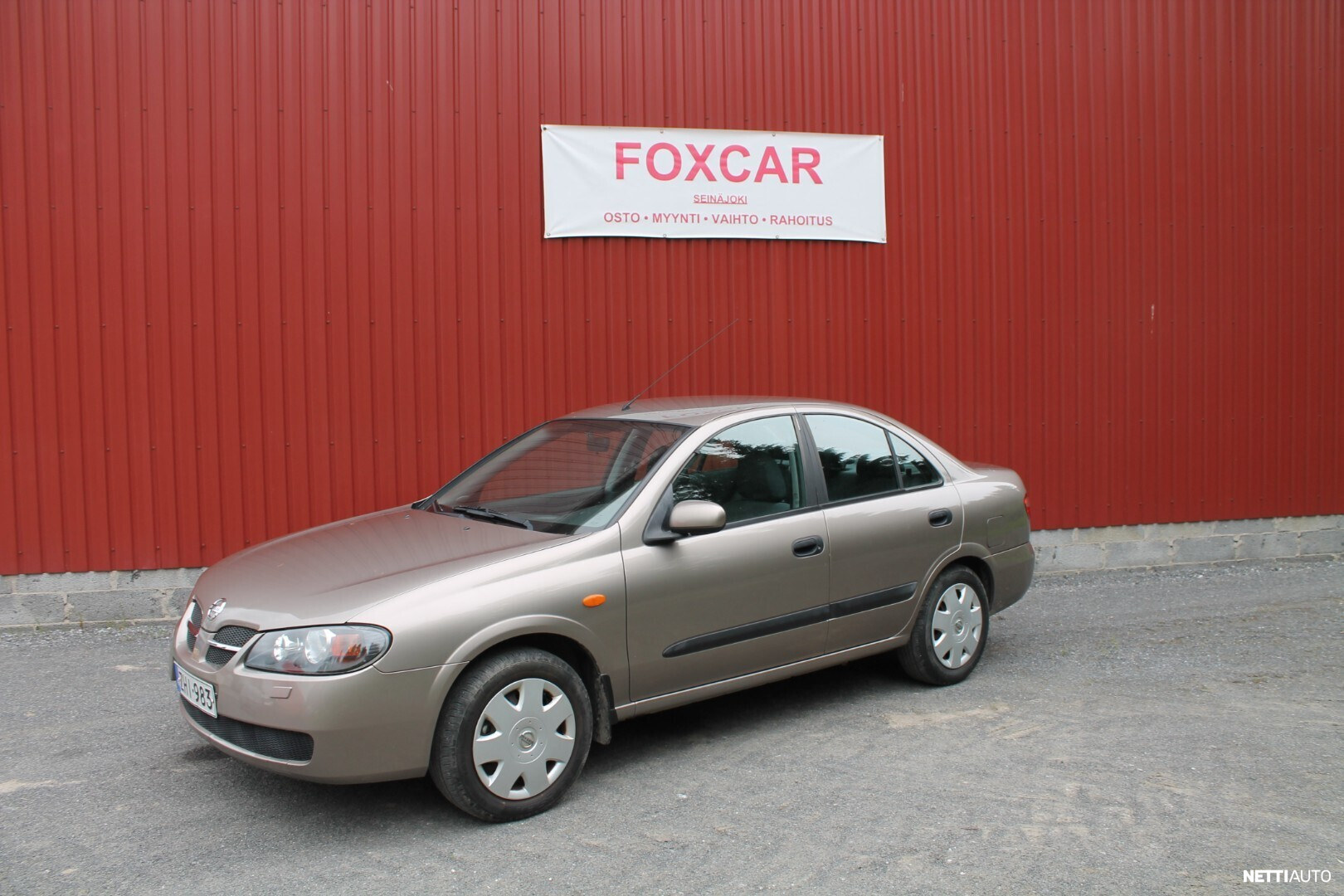 Nissan Almera