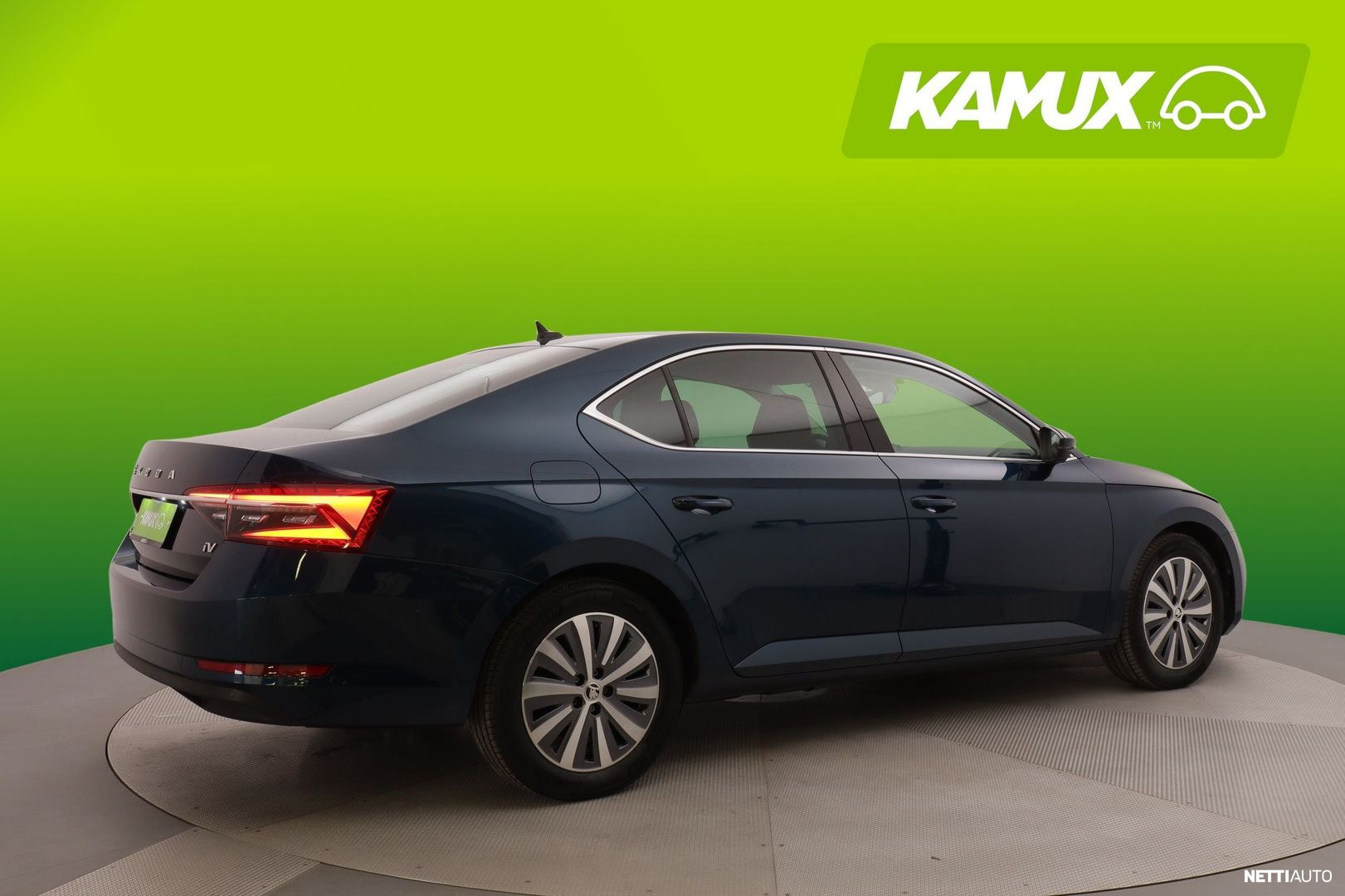 Skoda Superb 2023, kuva 2/30