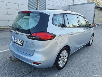 Opel Zafira Tourer 2015, photo 7/17