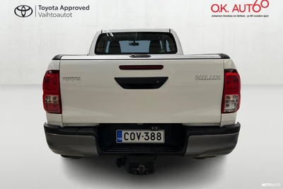 Toyota Hilux 2020, photo 4/19