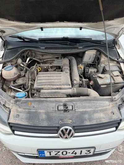 Volkswagen Polo 2015, kuva 6/15