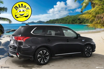 Mitsubishi Outlander PHEV 2016, photo 7/35