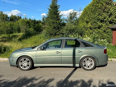 Opel Vectra GTS 2.2 hatchback automatic 2004, photo 4/12