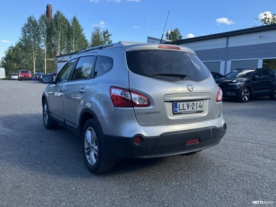 Nissan Qashqai+2 2,0L Tekna 4WD CVT 17'' 2013, kuva 3/9