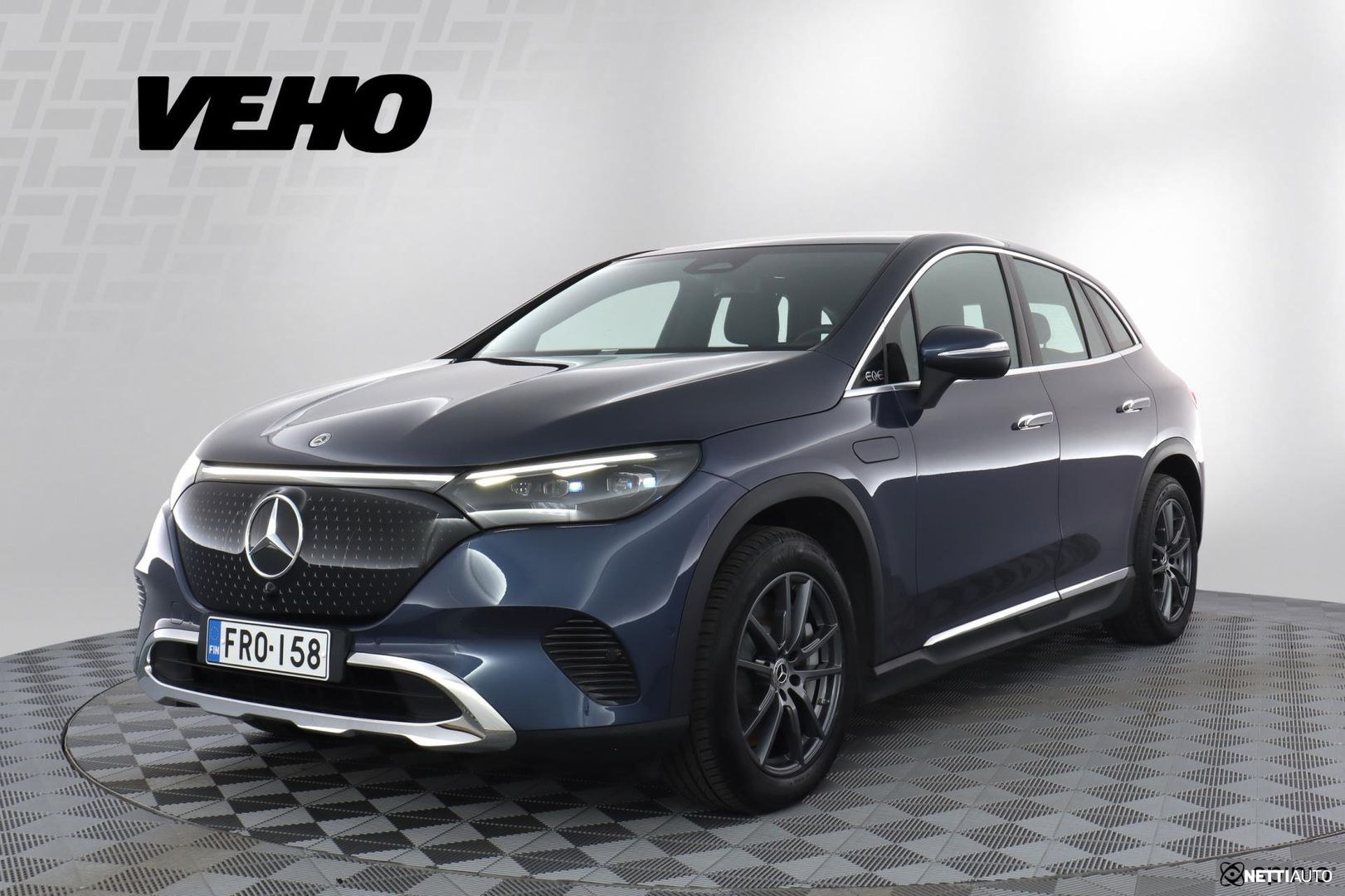 Mercedes-Benz EQE SUV