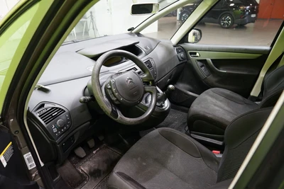 Citroen Grand C4 Picasso 2011, kuva 5/8
