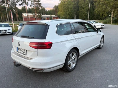 Volkswagen Passat GTE 2017, photo 3/4