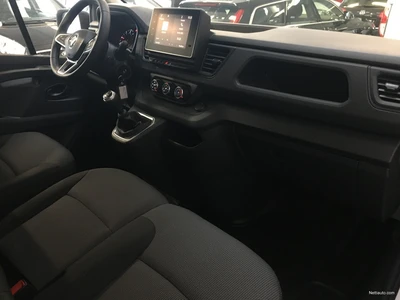 Renault Trafic 2022, photo 5/8