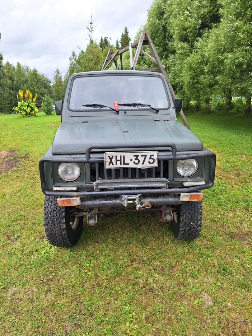 Suzuki SJ410