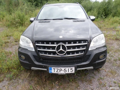 Mercedes-Benz ML 2009, photo 2/10
