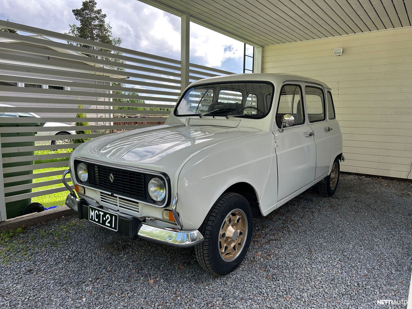 Renault 4