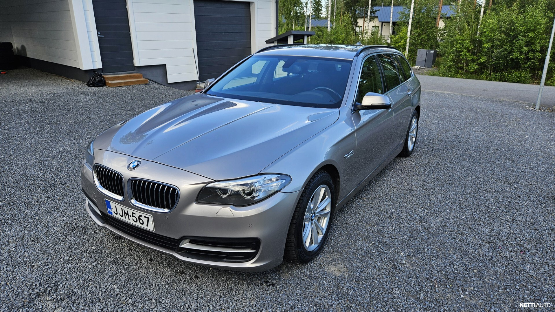 BMW 518