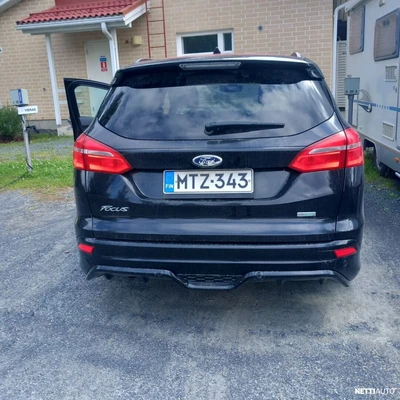 Ford Focus 2015, kuva 6/8