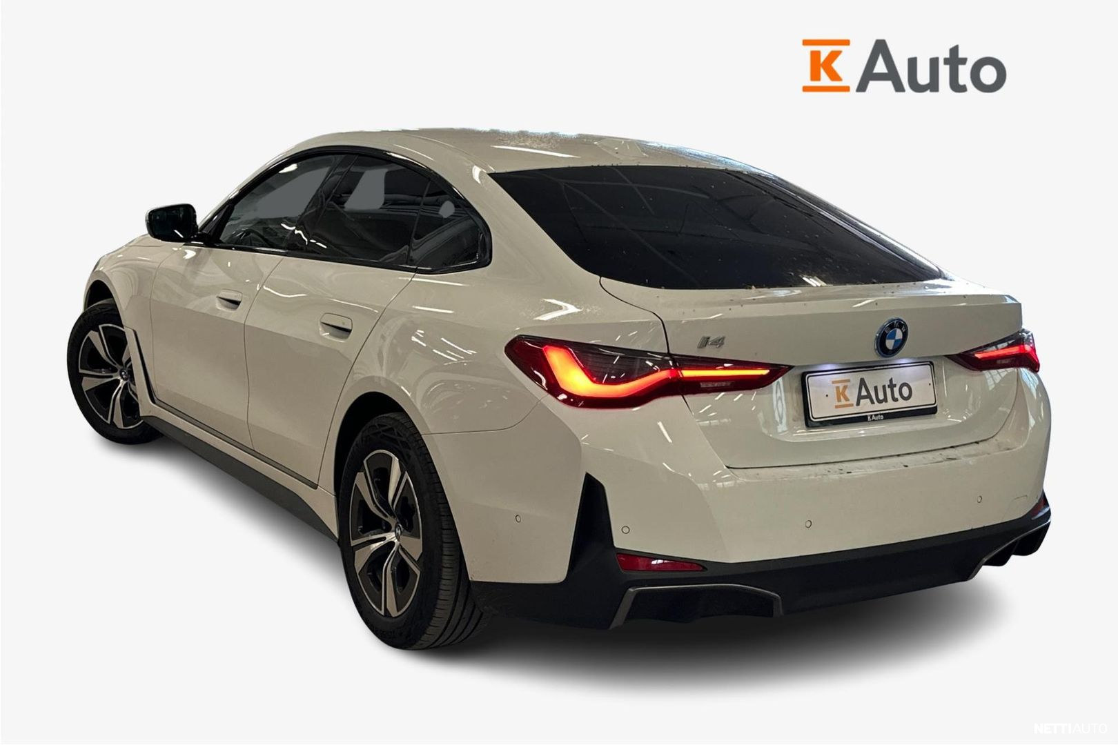 BMW i4 2024, kuva 2/3