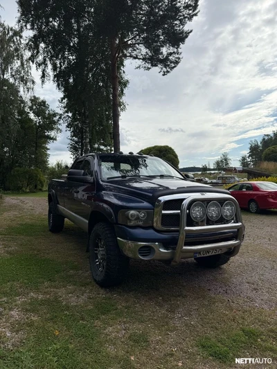 Dodge Ram 3500 2003, kuva 3/13