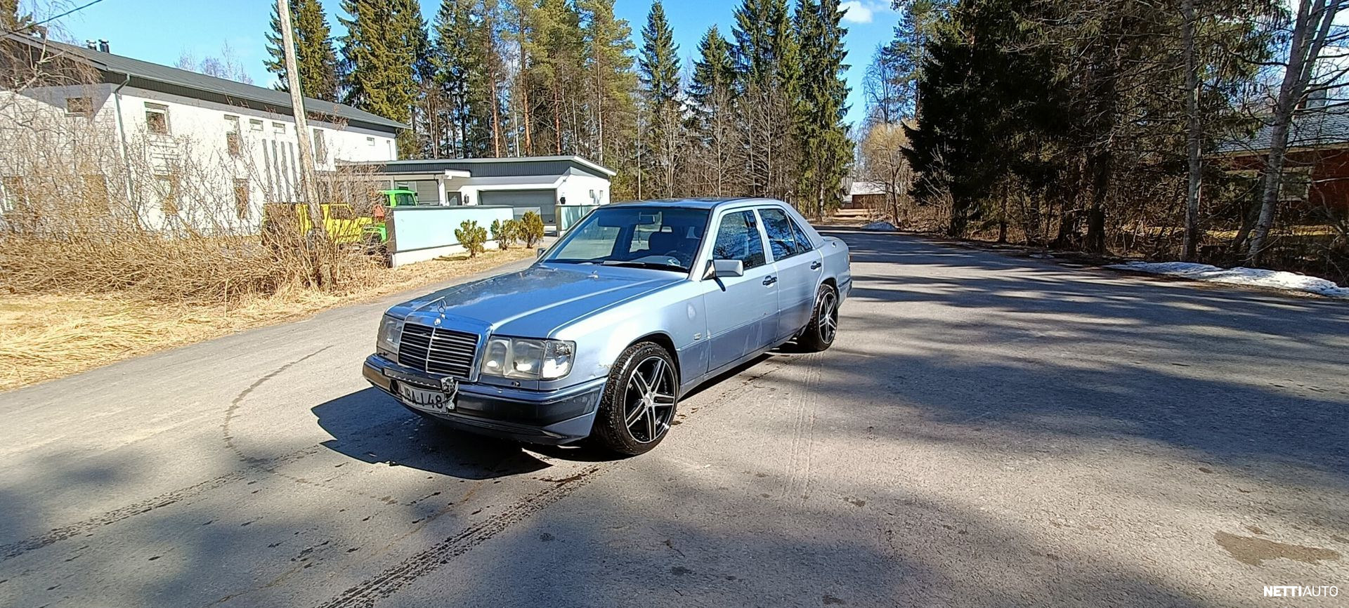 Mercedes-Benz 124