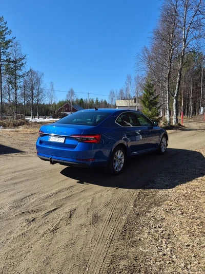 Skoda Superb 2020, kuva 5/10