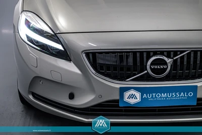 Volvo V40 T2 Momentum Man. 2019, photo 7/10