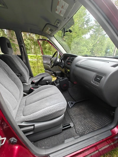 Suzuki Grand Vitara 2002, kuva 7/9