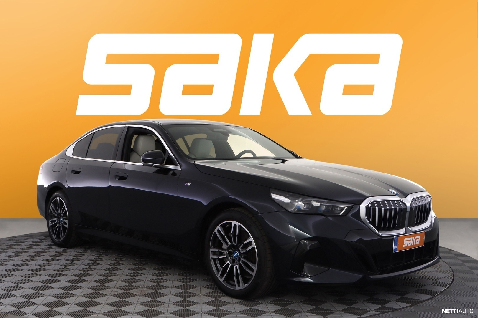 BMW i5