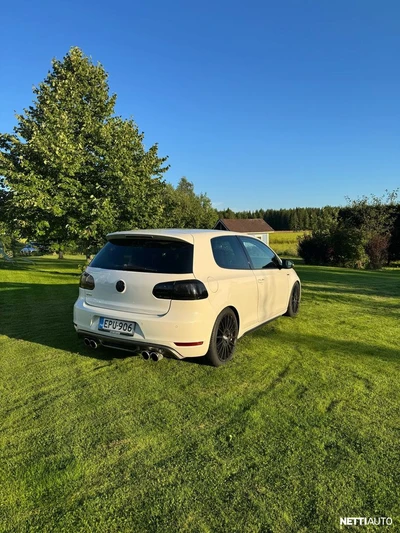 Volkswagen Golf 2010, photo 5/16