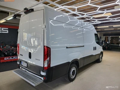 Iveco Daily 2.3 2016, photo 4/13