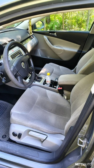 Volkswagen Passat 2006, kuva 7/9