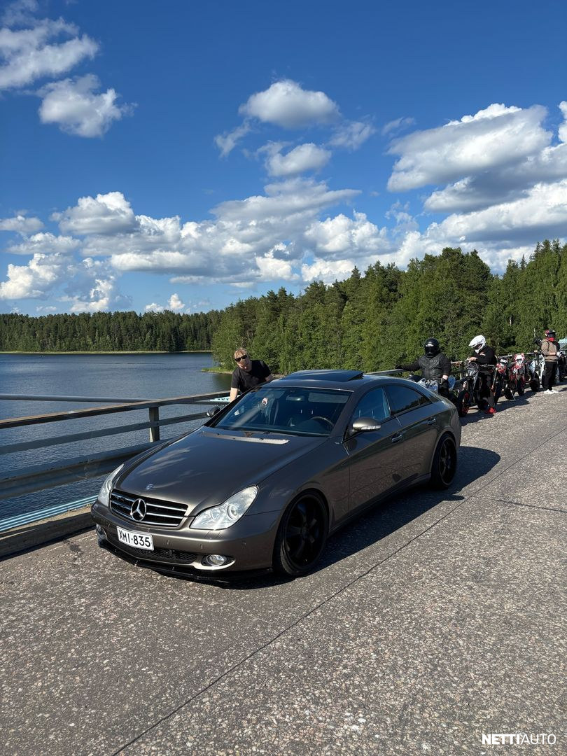 Mercedes-Benz CLS