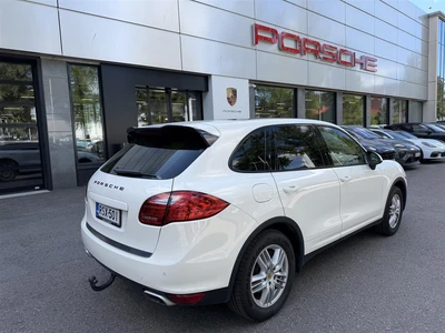 Porsche Cayenne 2011, kuva 3/6