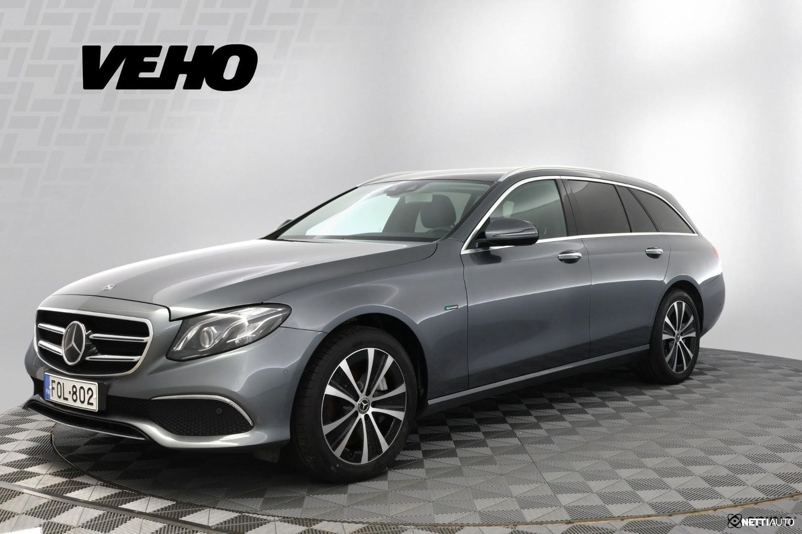Mercedes-Benz E