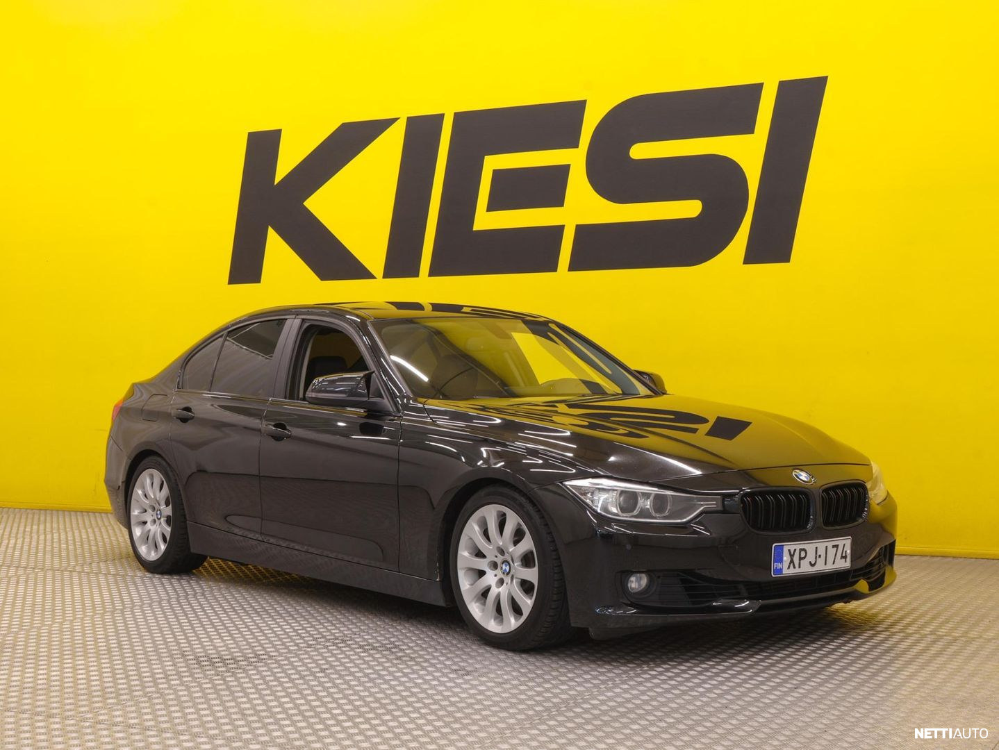 BMW 330