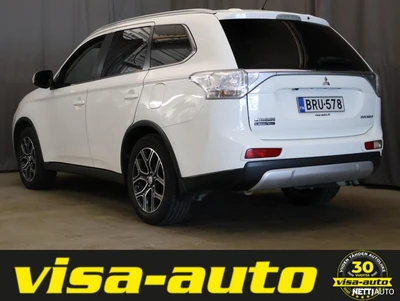 Mitsubishi Outlander 2015, kuva 3/24