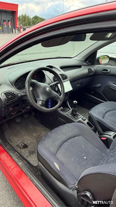 Peugeot 206 XR 1,4 3d 2000, kuva 5/5
