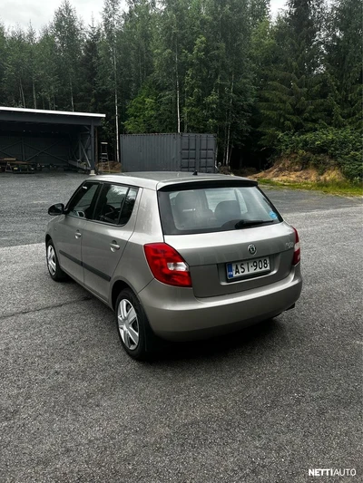 Skoda Fabia 1,4 16V 2007, kuva 3/10