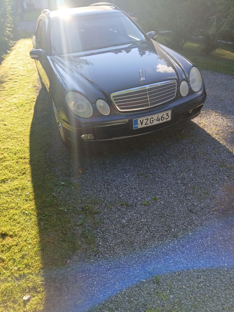 Mercedes-Benz E