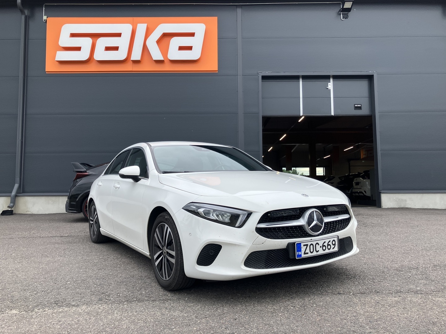 Mercedes-Benz A 180 A sedan Business