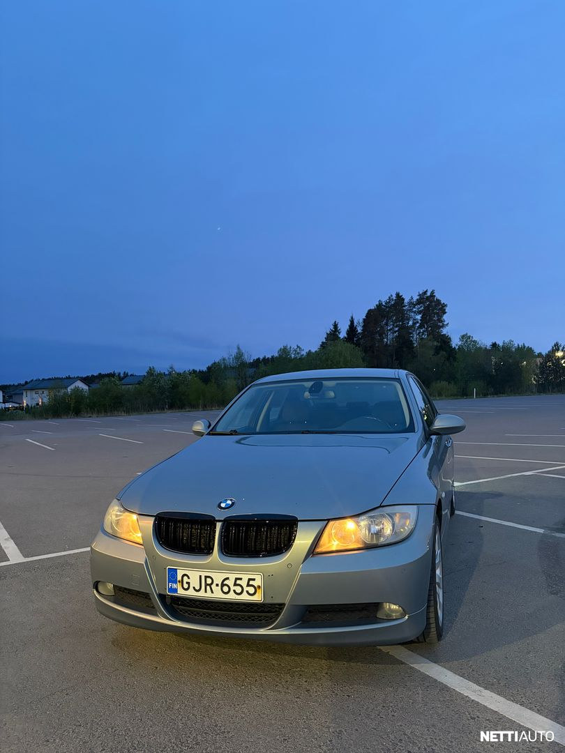 BMW 320