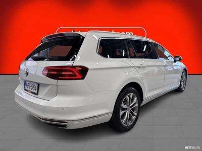 Volkswagen Passat 2016, photo 6/42