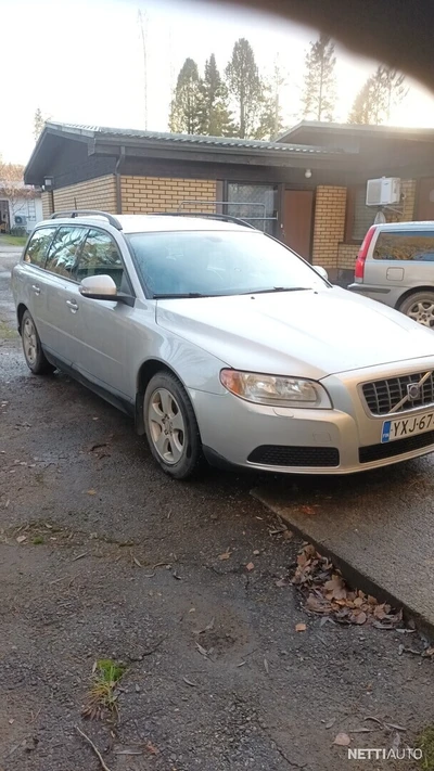 Volvo V70 2009, kuva 3/5