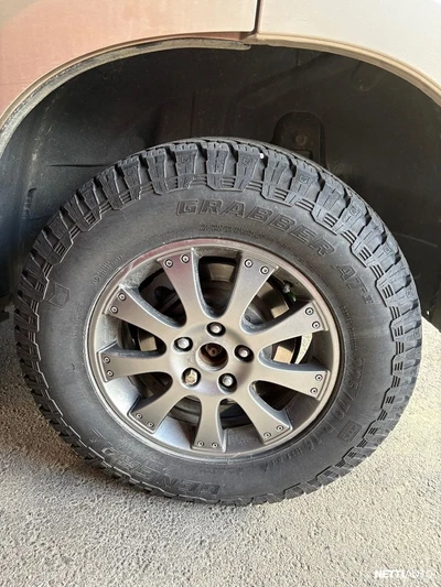 Suzuki Grand Vitara 2010, kuva 3/8