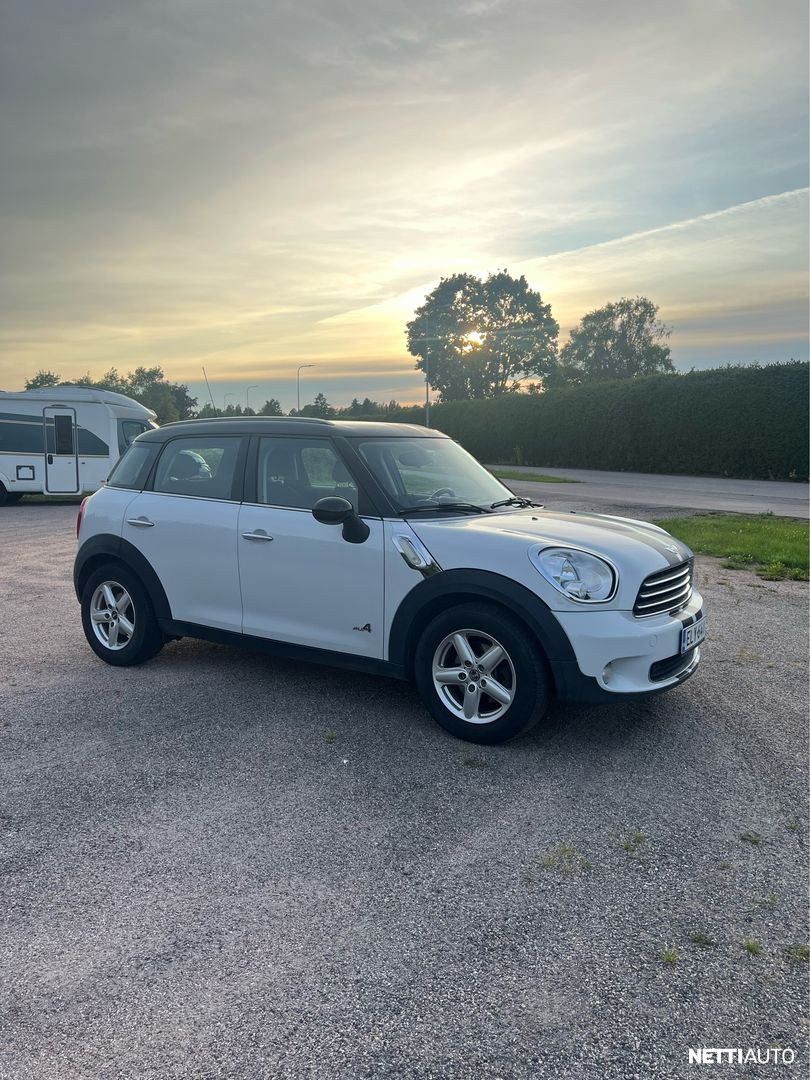 MINI Countryman 2011, photo 1/22